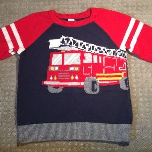 Gap boys size 5T fire truck sweater